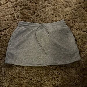 Grey tennis skirt
